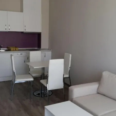 Sorrento Sole Mare アパートホテル スヴェティ・ヴラス